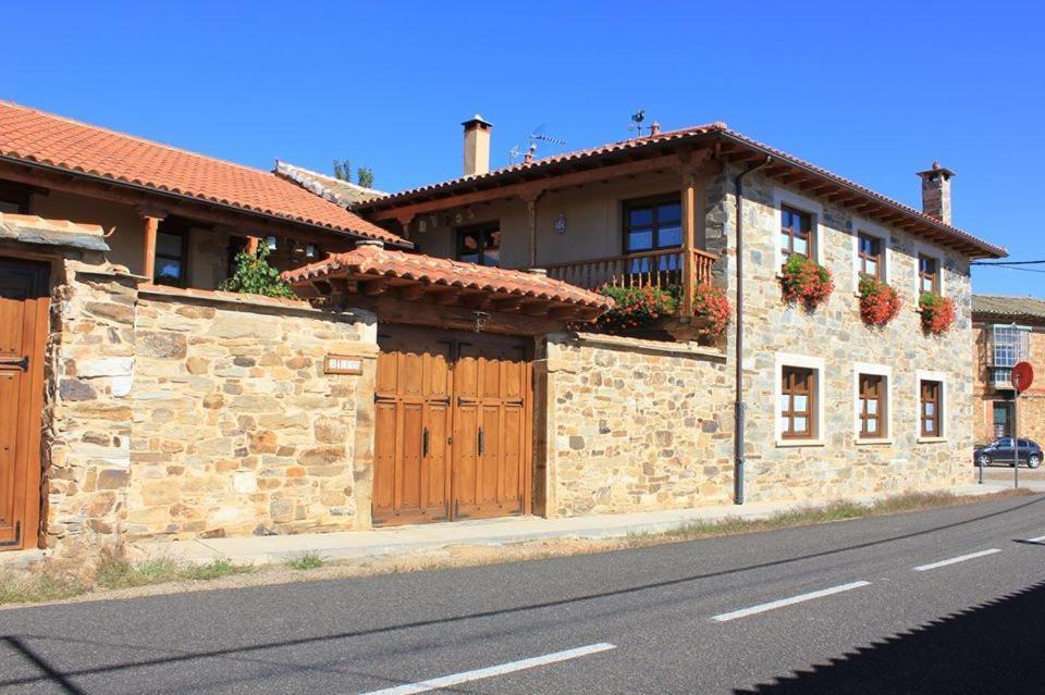 Hotel Rural La Veleta Murias de Rechivaldo Εξωτερικό φωτογραφία